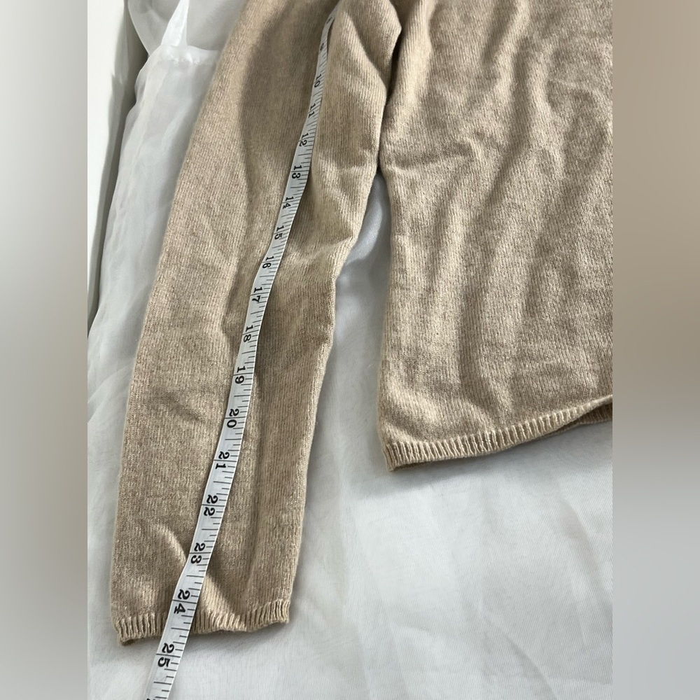 Charter Club Luxury Cashmere Sweater Tan Camel Turtleneck Size M Classic Preppy - Picture 12 of 14